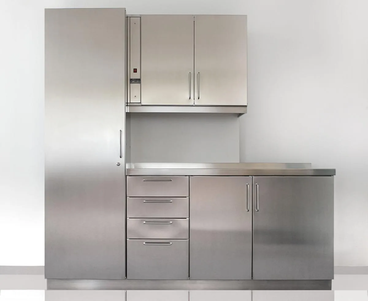 Schrankkombination aus Edelstahl mit Hochschrank, Schubladen und Oberschrank