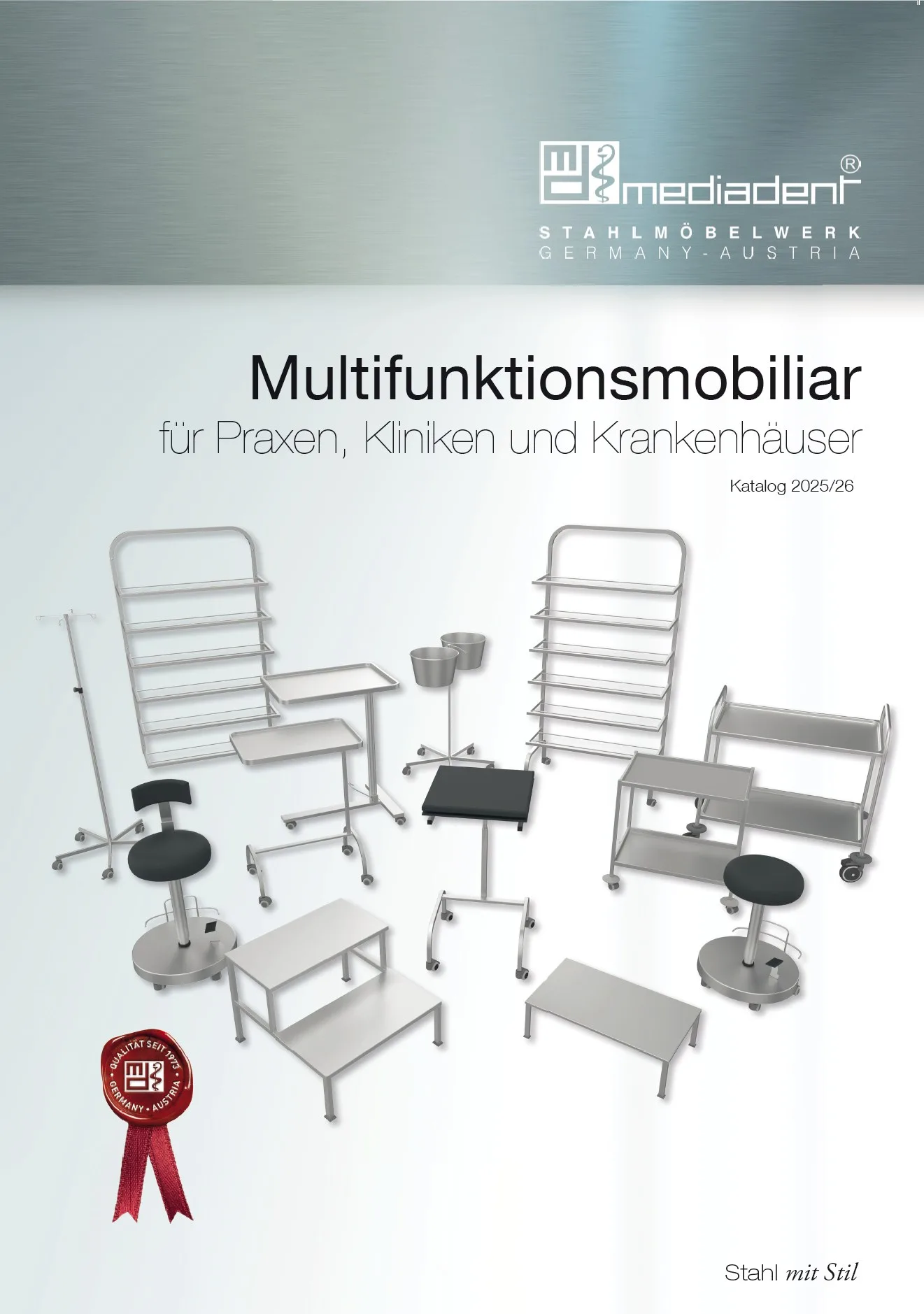 Titelseite des Prospekts Multifunktionsmobiliar für Praxen, Kliniken und Krankenhäuser